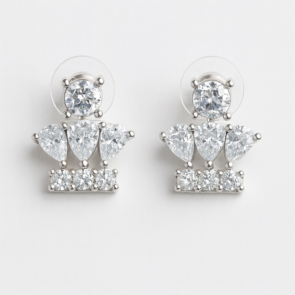 โ๏ธ๐ Elegant Silver Crystal Earrings ๐๐ซ